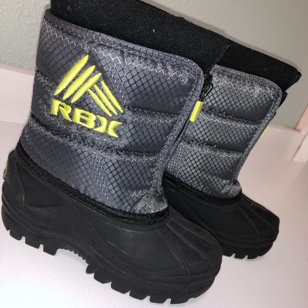 RBX snow boots